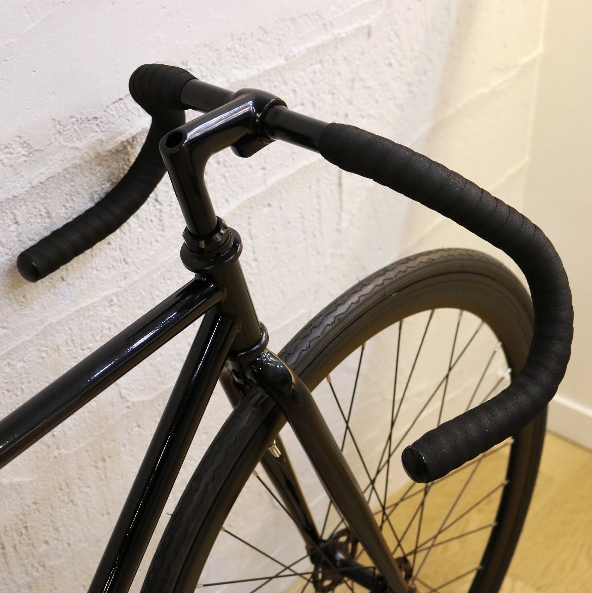 CARTEL BIKES AVENUE GROSS BLACK